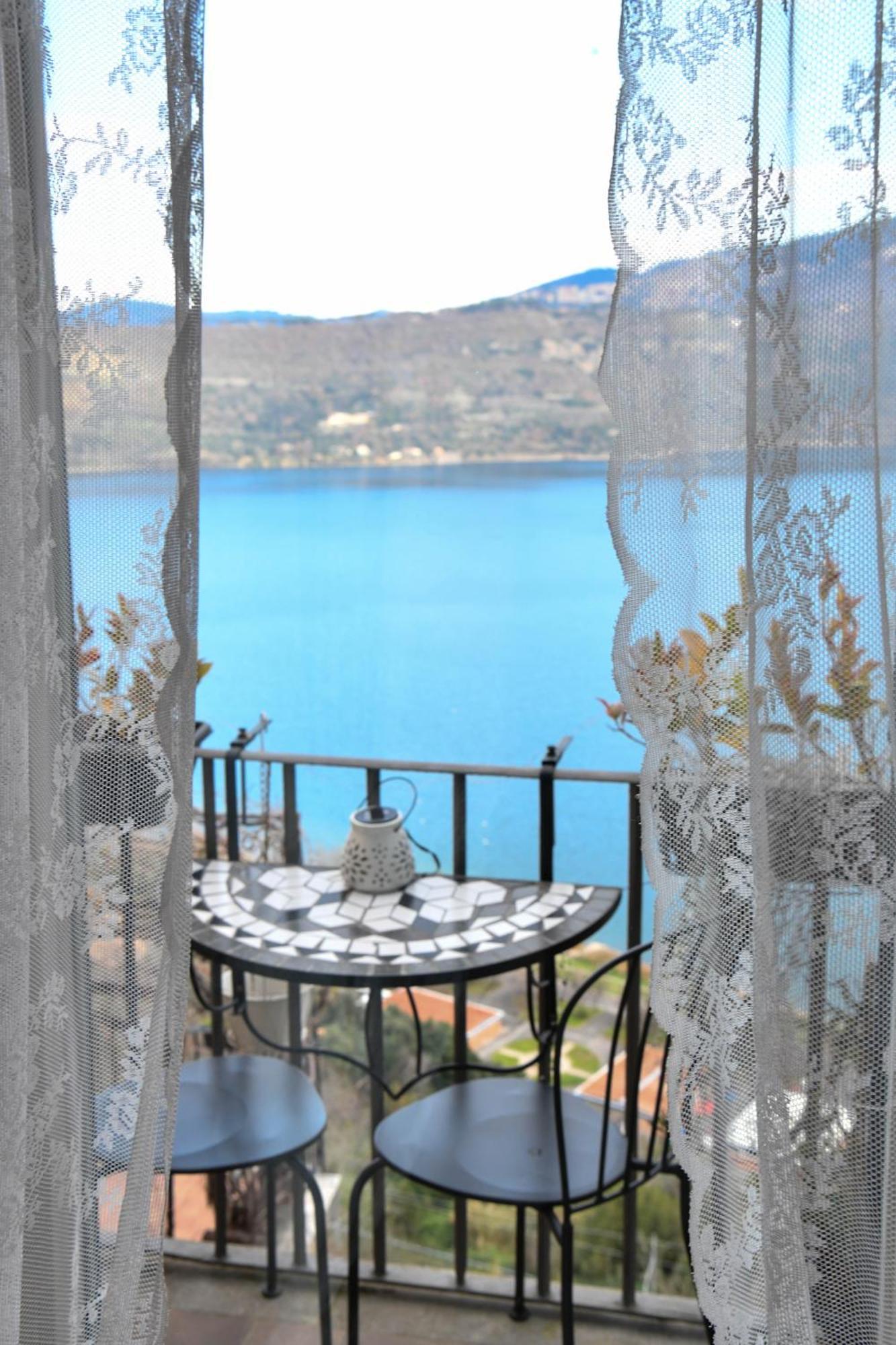 B&B Carpe Diem Vista Lago Castel Gandolfo Exterior foto