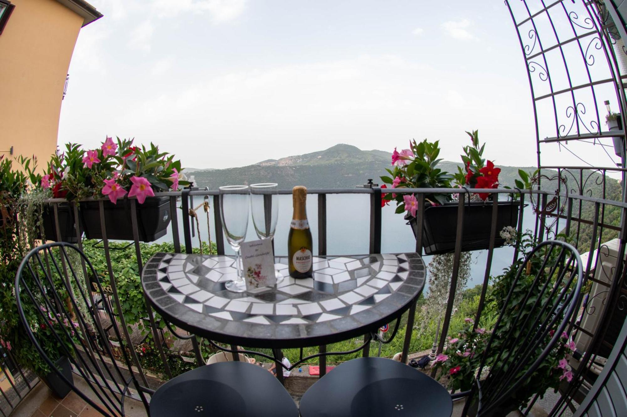 B&B Carpe Diem Vista Lago Castel Gandolfo Exterior foto